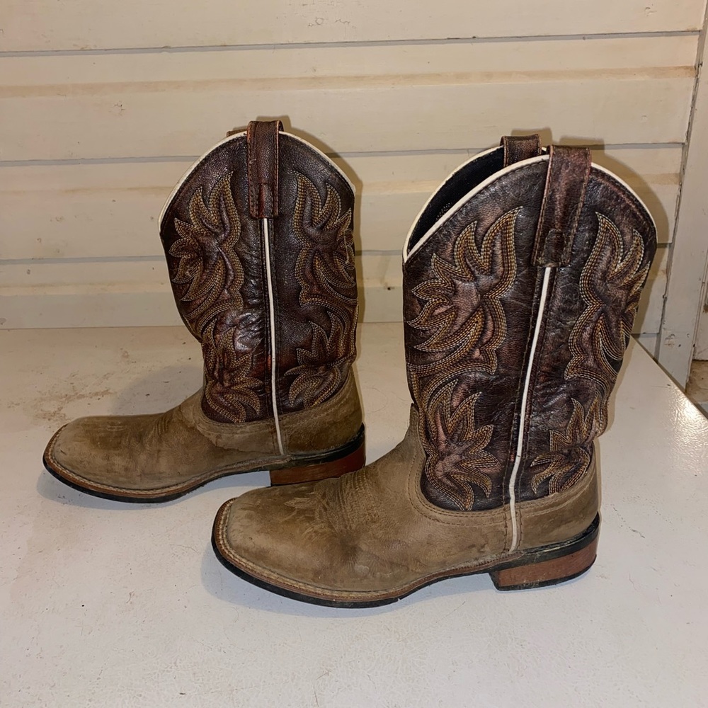 Women’s Laredo square toe cowboy boots size 7.5.